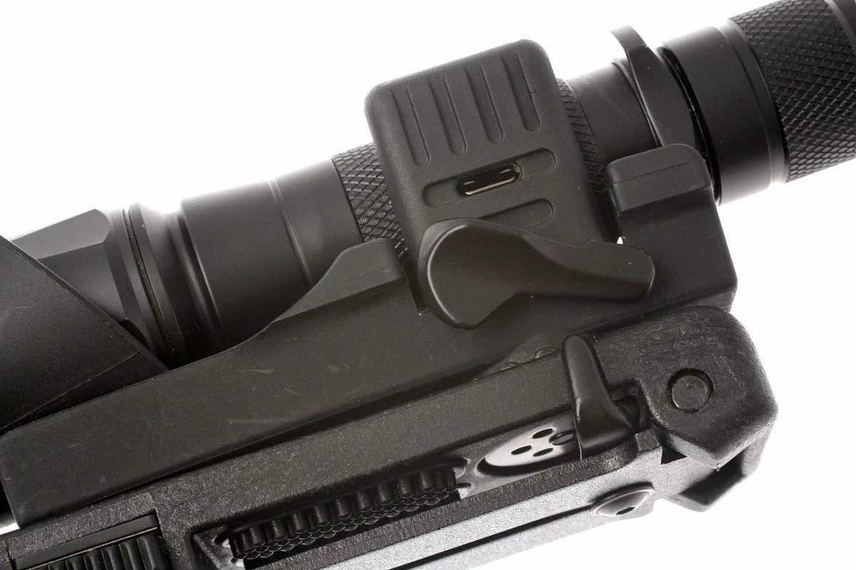 ESP LHU-14-37 Taktisches Taschenlampenholster 9 ESP LHU-14-37 Taktisches Taschenlampenholster – Bild 7