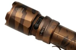 Fenix TK20R UE Desert Camo, Aufladbare Taschenlampe, 2800 Lumen -Deutschland Jagd Licht Verkaufs-Shop FETK20RUE DC 05 fenix