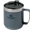 Stanley The Legendary Camp Mug 350 Ml, Blau 2 Stanley The Legendary Camp Mug 350 Ml, Blau -Deutschland Jagd Licht Verkaufs-Shop PI10 09366 096 01 stanley